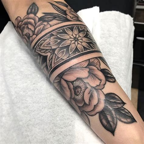 Whether it's your first tattoo or your fortieth this is information compiled from actual customers about their actual experiences getting inked in jacksonville. 5 Best Tattoo Shops in Jacksonville 磊