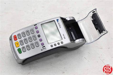 To see set up instructions, user guide, and troubleshooting information, click a card reader overview link below. VeriFone VX 520 Table Top Card Reader | Boggs Equipment