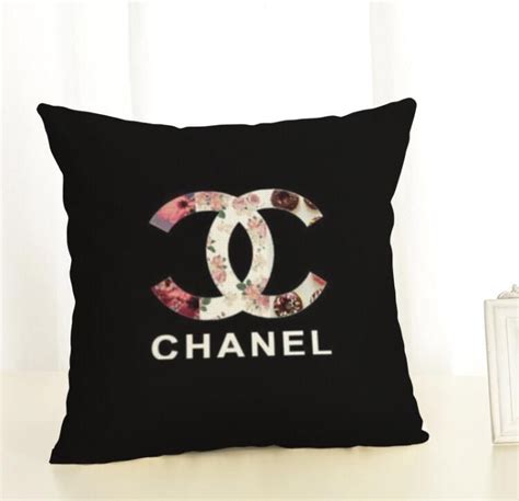 Chance by chanel for women eau de parfum spray 3.4 ounces, clear. fanbase Chanel printed pillow case | Cuscini