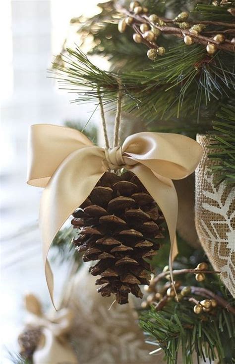 55 Awesome Outdoor And Indoor Pinecone Decorations For