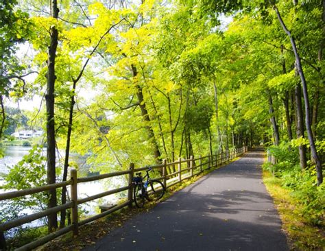 15 Best Things to Do in Canton (CT) - The Crazy Tourist