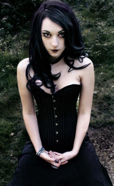 Beautiful Gothic Girl By Ep200002 On Deviantart