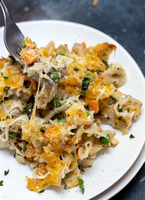 Transfer noodle mixture to the prepared baking dish. EASY TUNA CASSEROLE RECIPE + WonkyWonderful