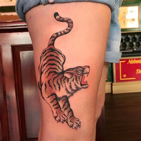 Tatuagem de tigre feminina 70 ideias incríveis para despertar a coragem