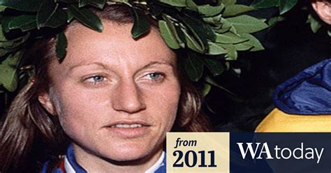 Fred lebow, founder of the nyc marathon, invited waitz to the race in 1978 as a rabbit, a waitz was diagnosed with cancer in 2005 and, during her treatment, her husband told the new york daily news' wayne coffey that she never gave. Marathon legend Grete Waitz dies