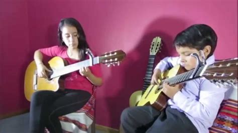 Extraordinario Talento Del Peru Niños Cantan Y Tocan Guitarra