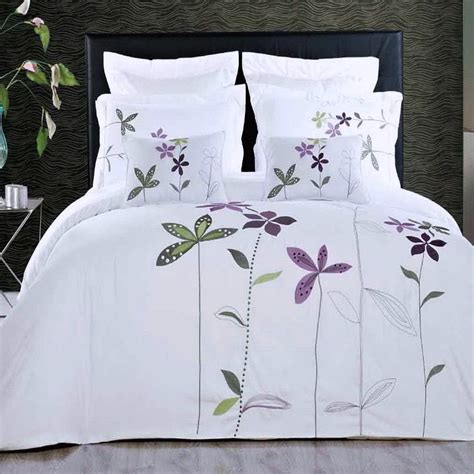 Duvet Cover White King Embroidered Floral Pattern Lavender