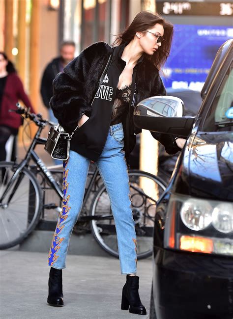 Account dedicated for your favorite daily looks of bella hadid ✨ #bellahadid. Gigi Hadid & Bella Hadid Fashion | Bella hadid street ...