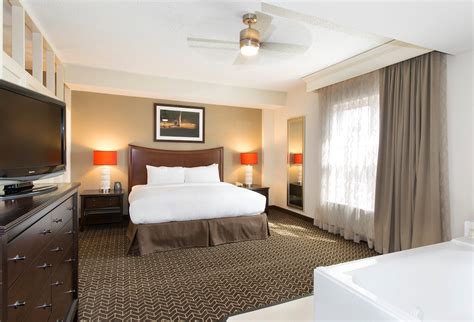 Paducah hotels with hot tubs. DoubleTree Suites by Hilton Lexington, Lexington, KY Jobs ...