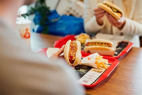 Use our burger king restaurant locator list to find the location near you, plus discover which locations get the best reviews. Burger King : Mit dieser neuen Speise hätte niemand ...