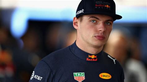 Die italiener zeigen mit dem finger auf max verstappen. Max Verstappen leistet F1-Sozialarbeit - Formel 1 ...