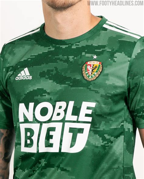 Sprawdź najnowsze wyniki, aktualności, tabele i zawodników. Vom Militär inspiriertes Adidas Slask Wroclaw 20-21 ...