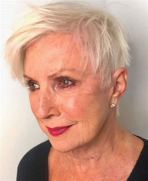 Change up your hairstyle with these 13 winter 2021 hair trends. 16 Best Pixie Haircuts for Older Women (2021 Trends) in ...
