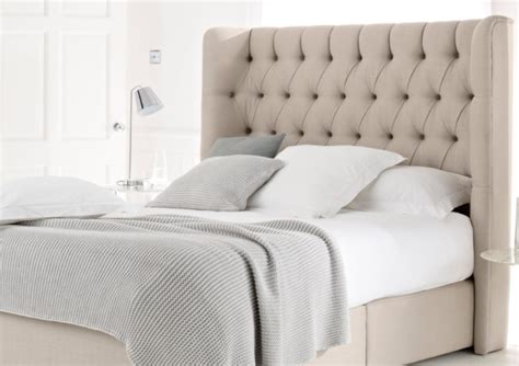 Doppelbett julia ist angenehm zum schlafen und einfach zu montieren. Kopfteil für Bett - 46 super coole Designs! - Archzine.net