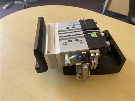 Festo Dfm P A Gf Cs Pneumatic Actuator Ebay