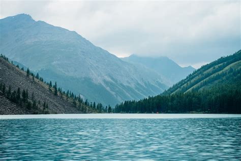 Premium Photo Mountain Lake Among Giant Mountains