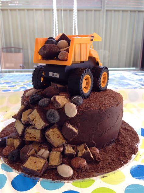 Amazing Dump Truck Birthday Cake Idealitz