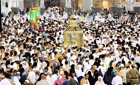Hajj Mutawafas Keep Centuries Old Tradition Alive About Islam