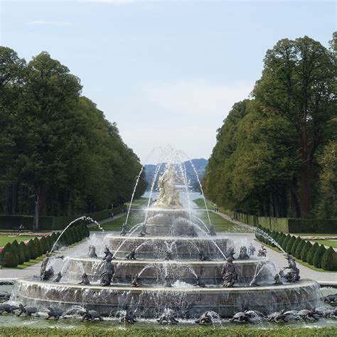 Damit der brunnen von könig ludwig ii. chiemsee | deutschland | herreninsel | latona-brunnen im ...