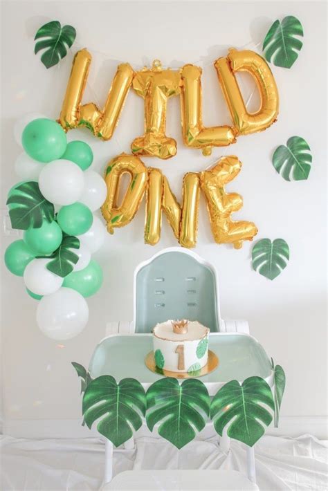 Emmett’s Wild ONE Birthday Cake Smash | Boys first birthday cake, Boys