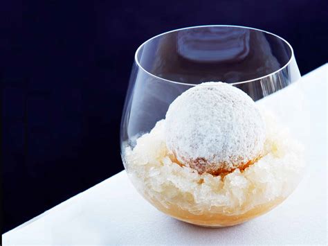 These dessert egg rolls pack a big punch for a small dessert. Sydney's Quay is Retiring the Iconic Snow Egg Dessert ...