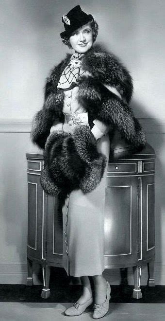 pin von 1930s women s fashion auf 1930s furs kostüm