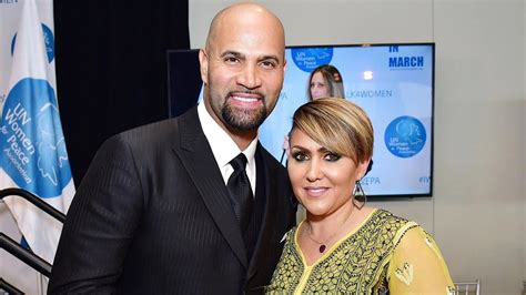 Mlb Player Albert Pujols Divorces Wife After 22 Yrs And Is Shamed For