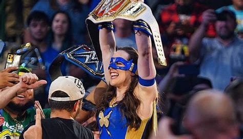 VIDEO: WWE’s Superhero Nikki A.S.H Celebrates With Fans in the Arena