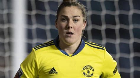 Mary Earps Manchester United Goalkeeper Signs New Contract Bbc Sport