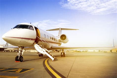 What To Look For When Booking Private Jet Flights Early Air Way