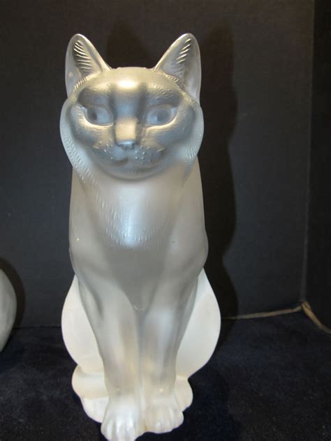 Lalique Crystal Cats The Sitting Cat Lalique Crystal Lalique Glass Art