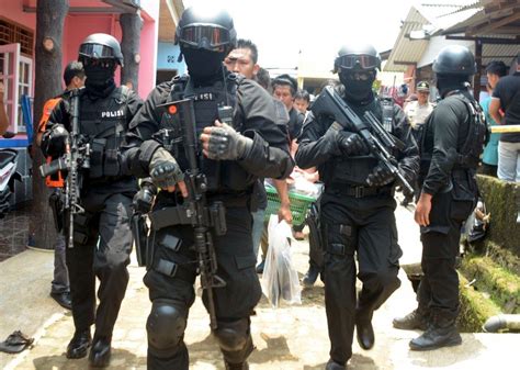 Mengenal Korps Brigade Mobil Brimob Kesatuan Elit Polisi Indonesia