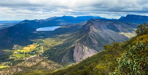 The Best Things To See And Do In The Grampians • The Wanderbug