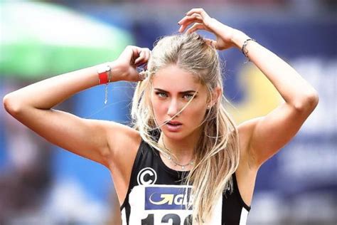 German Runner Alica Schmidt Is Named Sexiest Athlete In The World Female Athletes Beautiful