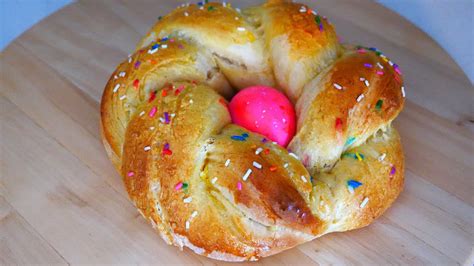 Italian easter bread is rich with symbolism, baked in the shape of a. Laura Vitale Easter Bread : Italian Easter Sweet Bread Recipe Laura Vitale Laura In The Kitchen ...