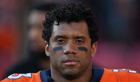 nfl champion sends brutal message to russell wilson