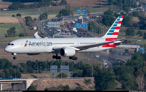 N An American Airlines Boeing Dreamliner Photo By Juan Manuel