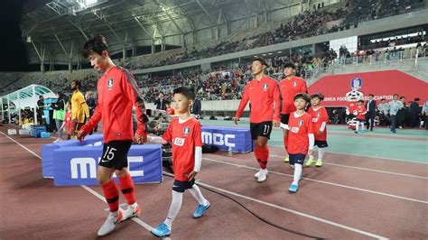 King saud university stadium fifa world cup qualifier. 통일부, 월드컵 평양 원정 "北 회신 없어 아쉬워…계속 입장 타진 ...
