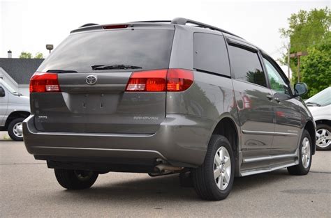 Rear Right Side View Of The 2005 Toyota Sienna Le With A Braun Entervan