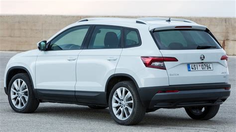 Škoda karoq will support you with numerous safety assistants, simply clever features and connectivity inside the škoda karoq, you'll find technologies that combine apparent contrasts: Skoda: Ετοιμάζει το Karoq RS | ΑΥΤΟΚΙΝΗΤΟ | iefimerida.gr