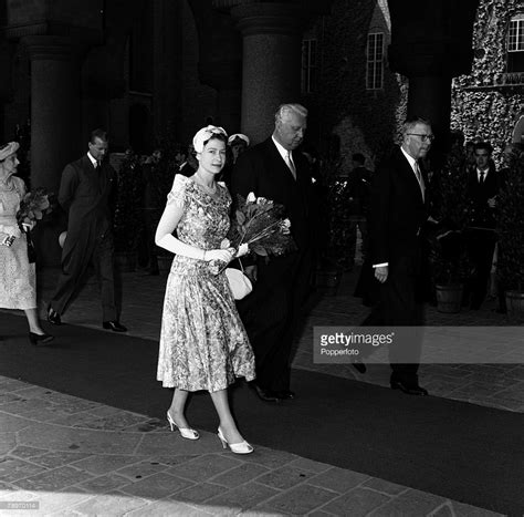 Queen Elizabeth June 1956 In Sweden Hm The Queen Royal Queen Her Majesty The Queen Save The