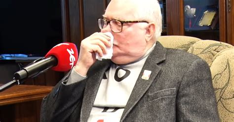 Lech wałęsa, former president of poland, was at the polish launch of the friends of uefa euro 2012 scheme, along with józef młynarczyk, maryla rodowicz and robert korzeniowski. Lech Wałęsa o wynikach wyborów. Zaskakujące słowa