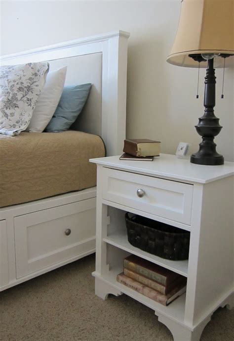This is a diy bed with a dresser platform built from scratch. Pin on DIY House/DIY CRAFTS
