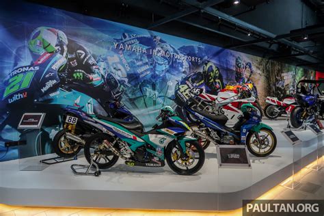 It rolled out its first ckd yamaha street model, rx100, … Hong Leong Yamaha Motor buka pusat servis, pameran dan ...