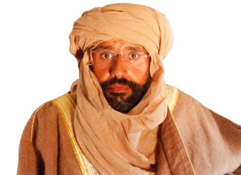 ظهر سيف الإسلام القذافي، نجل القائد الليبي الراحل امعمر القذافي، اليوم الأحد، على العلن، مباشرة، بعد يوم واحد من الإفراج عنه من طرف ميليشيات مسلحة في مدينة الزنتان الليبية. بعض أسرار عملية اعتقال سيف الإسلام القذافي | دولية - صحيفة ...