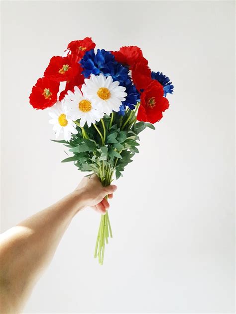 10 Americana Patriotic Bouquet Red White And Blue Flowers Etsy