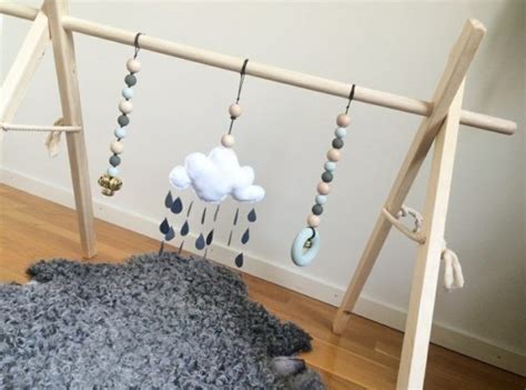 Top auswahl günstige preise große marken für.mit liebe hergestellt. Krabbeldecke mit Spielbogen selber machen - Tolle Ideen und Anleitungen | Spielbogen, Spielbogen ...