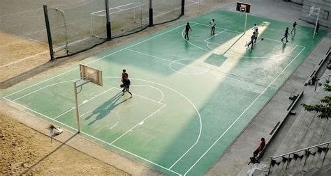 Als der sauropode die erde bevölkerte, gehörte das heutige australien noch zum großkontinent gondwana. Basketball Spielfeld - Maße, Größe, Linien, Markierung