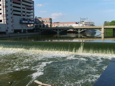 Fox river is a leading u.s. Aurora, IL : Fox River Dam photo, picture, image (Illinois ...
