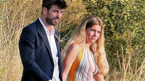 Piqué Y Su Novia Clara Chía Reaparecen En Boda ¿está Embarazada Zona Cero